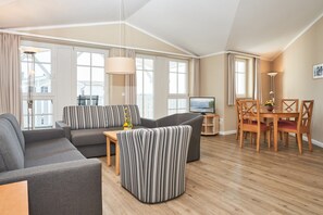 TV - Apartment 386, Seepark Sellin - Apartment 386, House Having (Sellin)