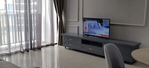 奢華公寓, 2 間臥室 | 電視