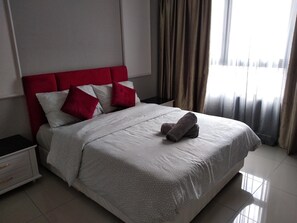 Luxury Apartment, 2 Bedrooms | 2 bedrooms, blackout drapes, iron/ironing board, free WiFi - I-City by Landmark (Shah Alam)
