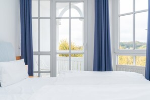 2 Schlafzimmer, Reisekinderbett, WLAN, Bettwäsche