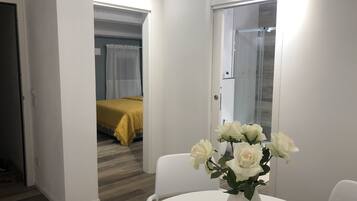 2 camere, una cassaforte in camera, ferro/asse da stiro
