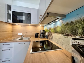 Køleskab, mikrobølgeovn, ovn, opvaskemaskine