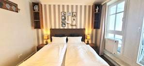 2 Schlafzimmer, Reisekinderbett, WLAN, Bettwäsche