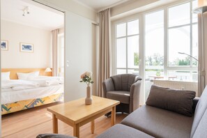 2 Schlafzimmer, Zimmersafe, Reisekinderbett, WLAN