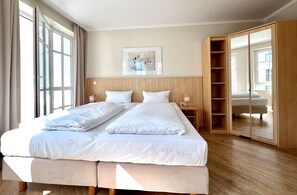 2 Schlafzimmer, Reisekinderbett, WLAN, Bettwäsche