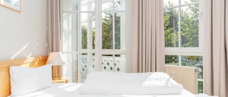 2 chambres, lit parapluie, Wi-Fi, draps fournis