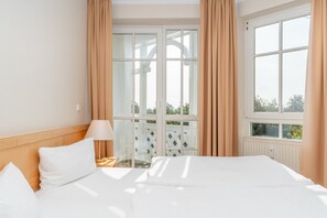 2 Schlafzimmer, Reisekinderbett, WLAN, Bettwäsche