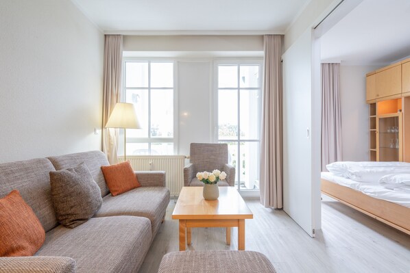 2 Schlafzimmer, Reisekinderbett, WLAN, Bettwäsche
