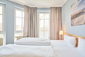 2 Schlafzimmer, Reisekinderbett, WLAN, Bettwäsche