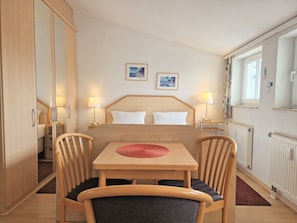 Dining - Apartment 701, Seepark Sellin - Apartment 701, Haus Mönchgut (Sellin)