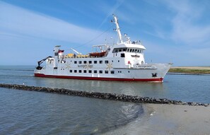 Unclassified image, 3 of 33, button - Anneke - Hus Anneke, Germany (Wittmund)