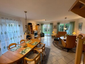 Unclassified image, 2 of 33, button - Anneke - Hus Anneke, Germany (Wittmund)