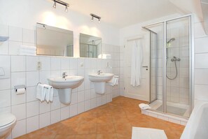 Een douche, een haardroger