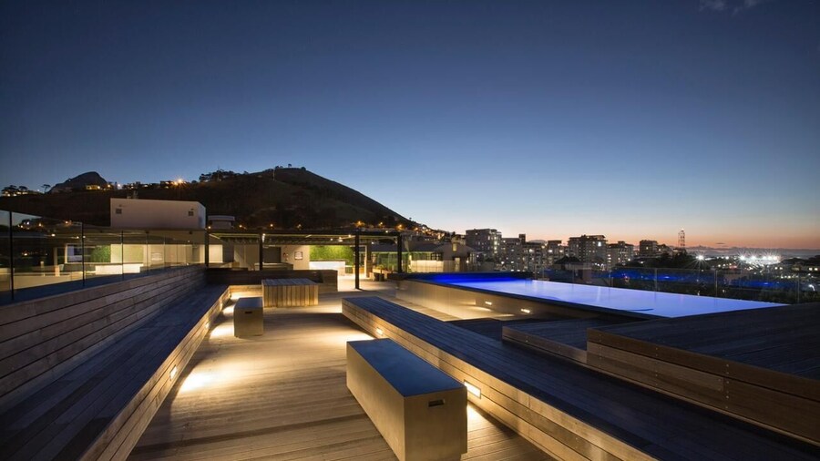 Urban Elephant At The Docklands