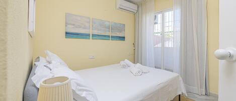 2 Schlafzimmer, Bügeleisen/Bügelbrett, kostenloses WLAN, Bettwäsche