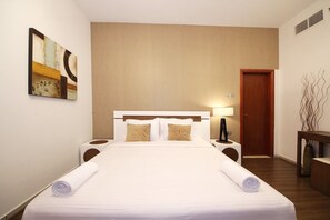 Deluxe Apartment | 2 bedrooms, iron/ironing board, free WiFi, bed sheets - High Floor Two Bedroom Apartment (Dubai)