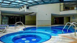 Unclassified image, 5 of 17, button - Cozy 1BR in Marina Walk with Balcony (Dubai)