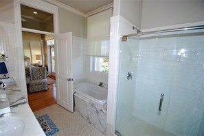 Bathroom - Sea Hawk - Private Beach House With Pool & Hot Tub 4 Bedroom Home by RedAwning (South Padre Island)