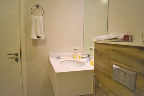 Deluxe-Apartment | Badezimmer