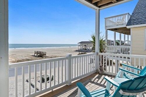Gorgeous 6 BR Beach House, Amazing Ocean Views, Pool,Steps to Beach, 3 King Beds