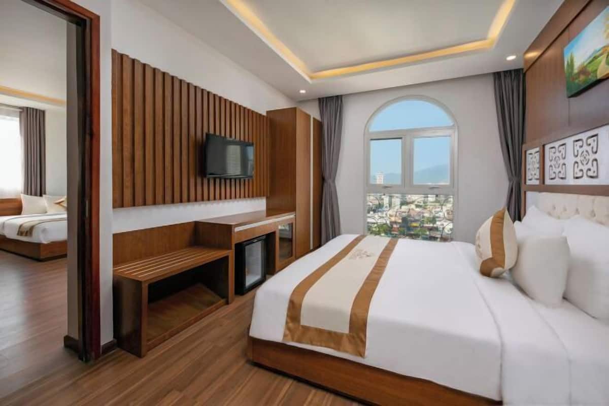 1 bedroom, minibar, in-room safe, desk