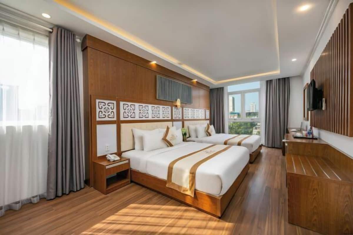 1 bedroom, minibar, in-room safe, desk