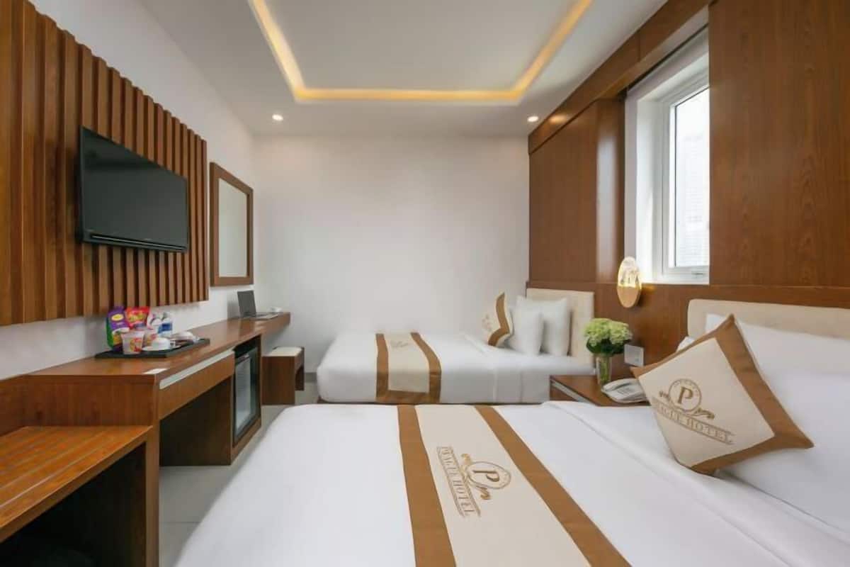 1 bedroom, minibar, in-room safe, desk