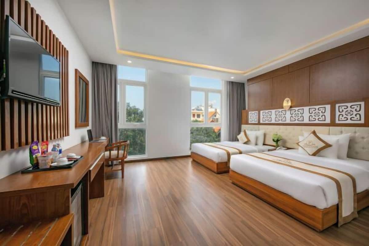 1 bedroom, minibar, in-room safe, desk