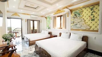 1 bedroom, premium bedding, minibar, desk