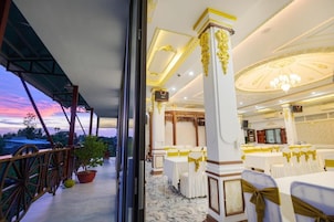 Se sirven almuerzos y cenas, cocina vietnamita