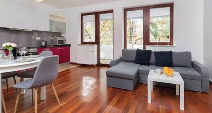 Elegant Apartment in Sopot | Balcony and 15 min to the Beach