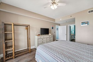2 habitaciones, escritorio, tabla de planchar con plancha y wifi