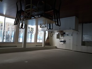 Interior - Bayfront cottage on Tracadie Bay (Donaldston)