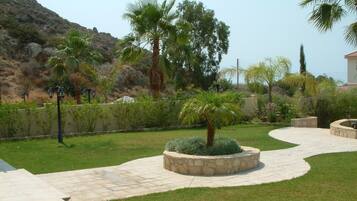 Jardines del alojamiento