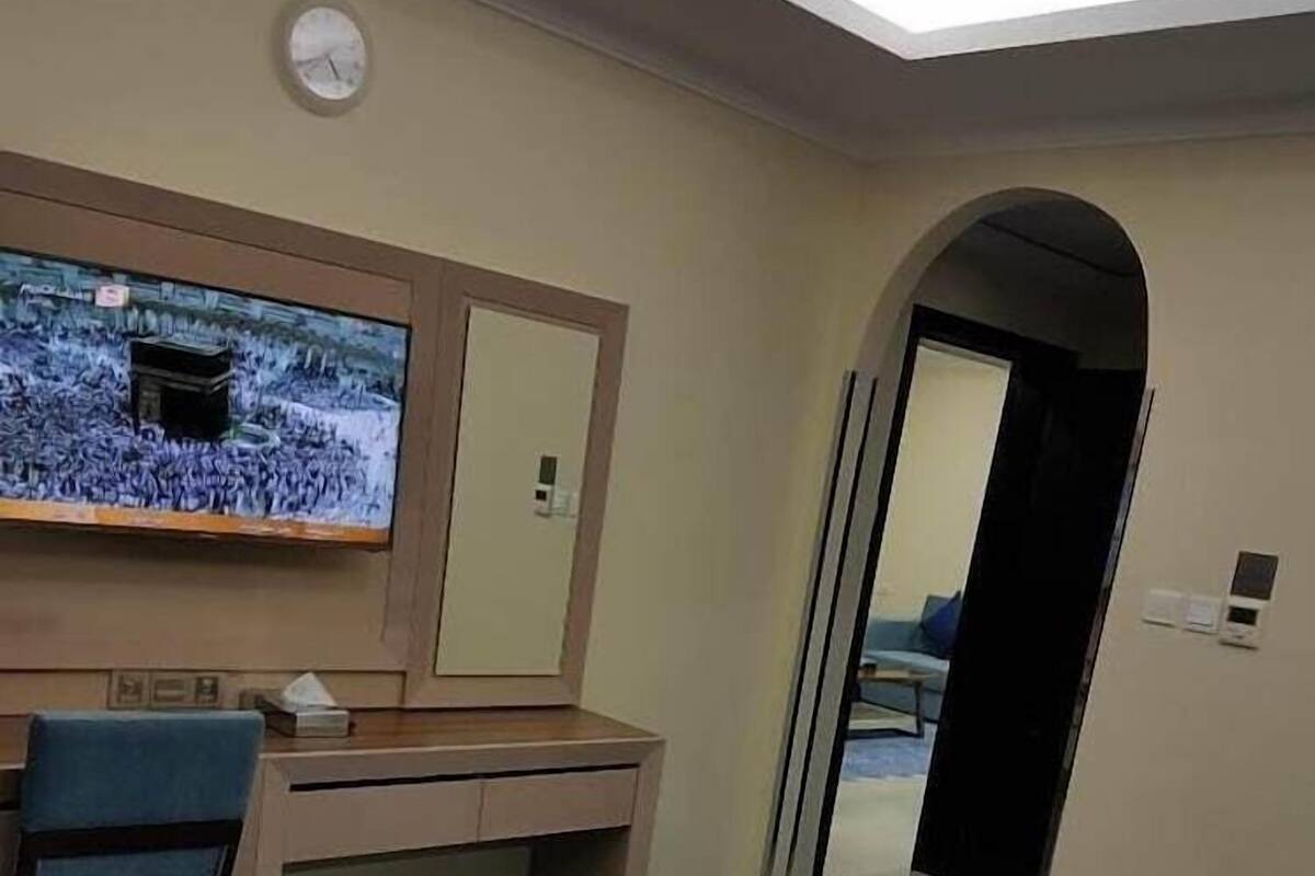 迷你吧、房內夾萬、書桌、遮光窗簾/窗簾