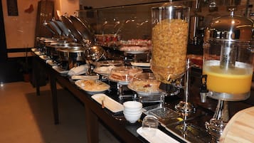 Daily buffet breakfast for a fee