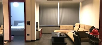 ONTWERP GEMEUBILEERD APPARTEMENT NAAST ABC MALL