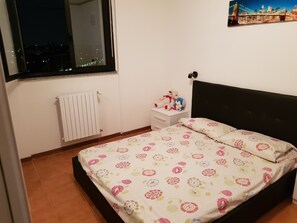 1 habitación, wifi gratis, ropa de cama y acceso para silla de ruedas 