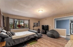 2 bedrooms, free WiFi