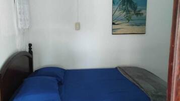 Basic Single Room (AC)