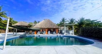 Hidden Paradise Beach Jiote