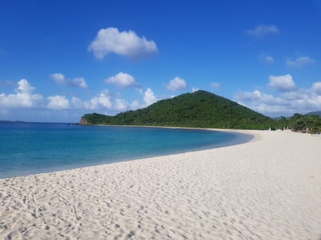 Beach. Sailors Gem II: Experience Caribbean Life at this Spacious Apartment!