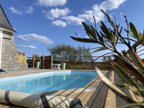 Piscine extérieure, piscine chauffée