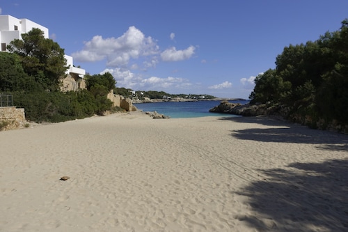 Beautiful beachfront private villa with swimming pool in Cala d'Or
