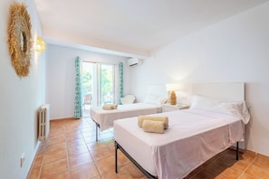 7 habitaciones, tabla de planchar con plancha y wifi gratis