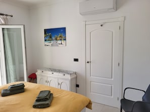 2 habitaciones y caja de seguridad en la habitación 