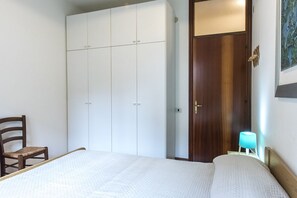 3 makuuhuonetta, vuodevaatteet