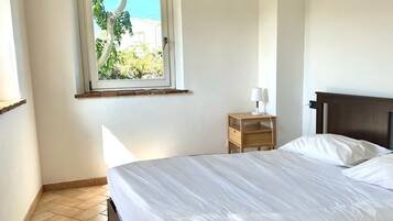 3 camere, Wi-Fi, lenzuola