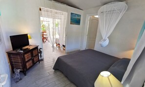 2 bedrooms, in-room safe, iron/ironing board, WiFi