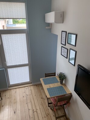 Dining - ✌ ✯ Campbell's Central Apartment ✯ (Sofia)